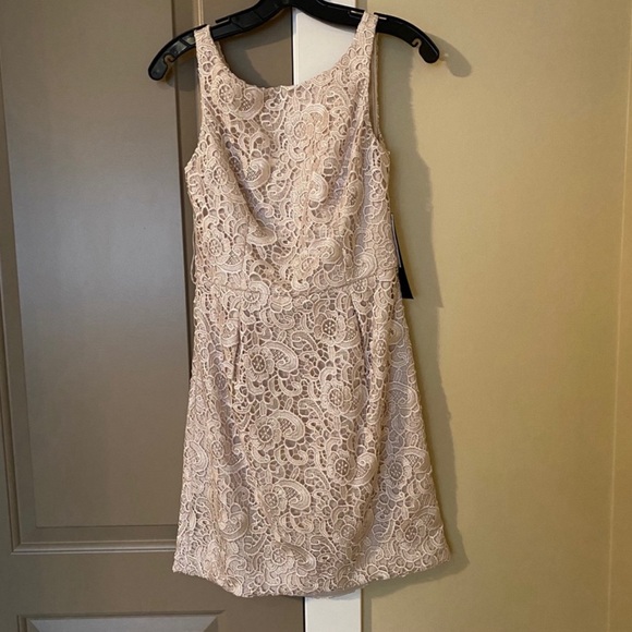 Aiden Mattox Lace Mini Dresx US 6 - Picture 5 of 6